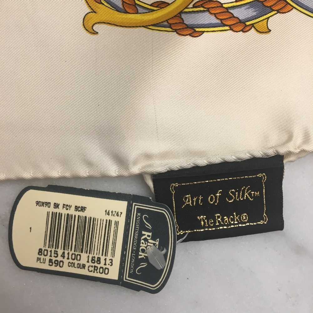 NWT: Tie Rack Art of Silk scarf 33’x33”, 100% silk, colorful Tuscan pattern - Picture 4 of 4